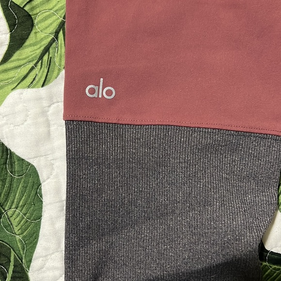 Alo yoga leggings - Picture 4 of 6